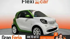 Blanco Usado 2017 Smart ForTwo Electric Drive Coupe | 11.690 € (Precio justo)