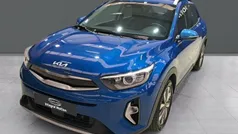 Azul Usado 2024 Kia Stonic SUV | 18.500 € (Precio justo)