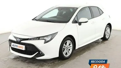 Usado Toyota Corolla Active 122 CV (89 kW) 2020 Blanco Berlina