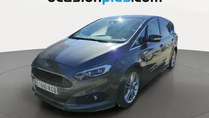 Usado Ford S-MAX Titanium 180 CV (132 kW) 2017 Gris Monovolumen