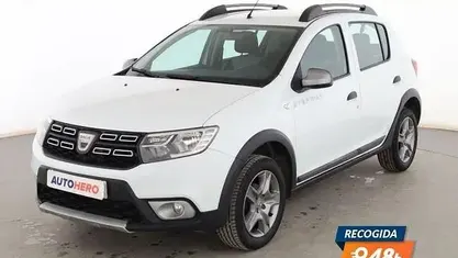 Begagnad Dacia Sandero Stepway 90 HK (66 kW) 2018 Vit Sedan