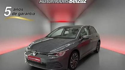 Usado VW Golf VIII Life 116 CV (85 kW) 2022 Gris Utilitario