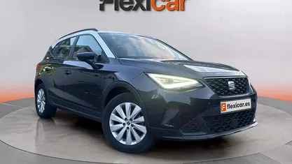 Usado Seat Arona Style 110 CV (80 kW) 2022 SUV