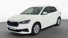 Blanco Usado 2022 Skoda Fabia Utilitario | 15.591 € (Precio justo)