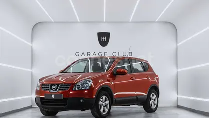 Usado Nissan Qashqai Tekna 150 CV (110 kW) 2008 Rojo SUV