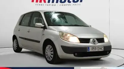 Usado Renault Scénic II Expression 101 CV (74 kW) 2005 Gris