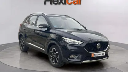 Usado MG ZS Luxury 111 CV (81 kW) 2022 Berlina