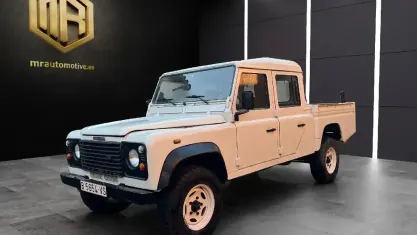 Usado Land Rover Defender 122 CV (89 kW) 1999 Blanco Pickup/Camioneta