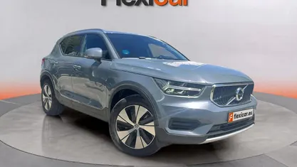 Usado Volvo XC40 Momentum 265 CV (194 kW) 2020 SUV