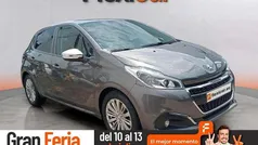 Usado 2019 Peugeot 208 Active Utilitario | 8890 € (Buen precio)