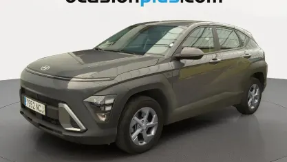 Usado Hyundai Kona 101 CV (74 kW) 2025 Gris SUV