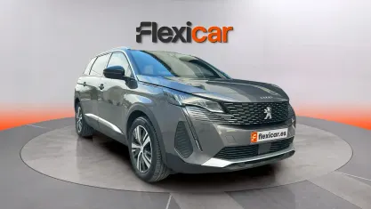 Usado Peugeot 5008 Active 131 CV (96 kW) 2024 Negro SUV