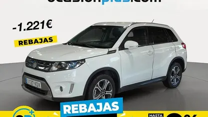 Blanco Usado 2017 Suzuki Vitara GLX SUV | 12.769 € (Precio justo)