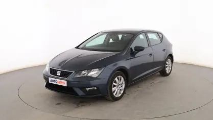 Usado Seat Leon Reference 115 CV (84 kW) 2019 Gris Berlina