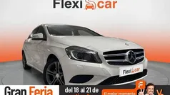 Blanco Usado 2015 Mercedes A200 Urban Berlina | 16.290 € (Precio justo)