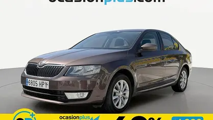 Usado Skoda Octavia Ambition 105 CV (77 kW) 2013 Marrón Berlina