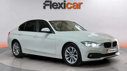 Usado BMW 318 150 CV (110 kW) 2018 Blanco Berlina