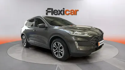Usado Ford Kuga Titanium 150 CV (110 kW) 2021 Gris SUV