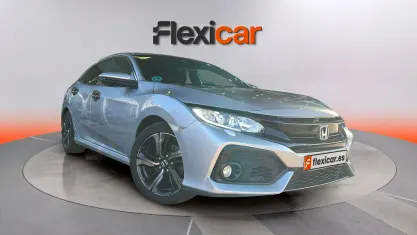 Usado Honda Civic Comfort 129 CV (94 kW) 2018 Gris Utilitario
