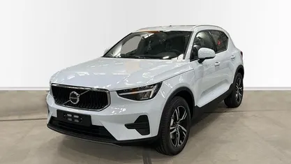 Usado 2025 Volvo XC40 Core SUV | 35.900 € (Precio justo)