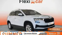 Blanco Usado 2023 Skoda Karoq Style SUV | 21.690 € (Precio justo)
