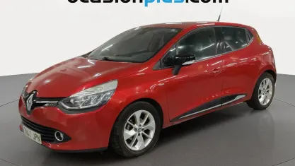 Usado Renault Clio LIMITED 90 CV (66 kW) 2016 Rojo Utilitario
