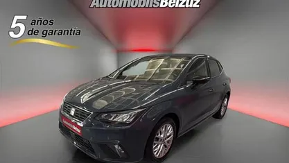 Usado Seat Ibiza FR 115 CV (84 kW) 2025 Gris Utilitario