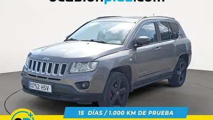 Usado 2013 Jeep Compass Limited SUV | 12.190 € (Precio justo)