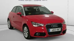 Rojo Usado 2013 Audi A1 Attraction Utilitario | 10.550 € (Precio justo)
