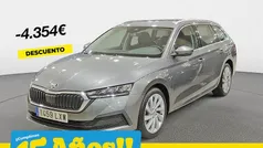 Usado 2022 Skoda Octavia Ambition Familiar | 25.900 € (Precio justo)