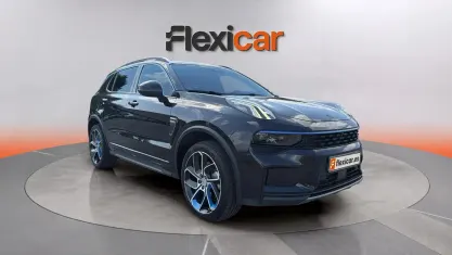 Usado Lynk & Co 01 261 CV (191 kW) 2023 Naranja SUV