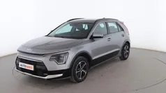 Gris / plata Usado 2022 Kia Niro SUV | 23.599 € (Precio justo)