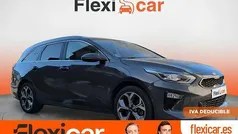 Gris / plata Usado 2021 Kia Ceed Familiar | 15.290 € (Precio justo)