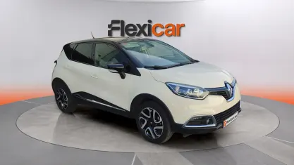 Usado Renault Captur Zen 120 CV (88 kW) 2017 Beige SUV