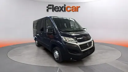 Usado Fiat Ducato 150 CV (110 kW) 2018 Azul Van