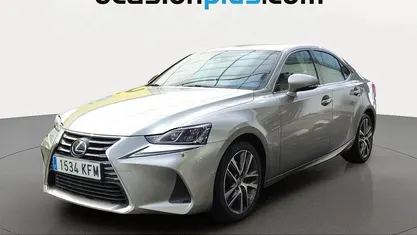 Gris plata Usado 2017 Lexus IS300h Executive Line Berlina | 21.112 € (Buen precio)