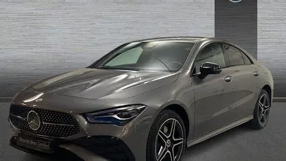 Usado 2024 Mercedes CLA250e Berlina | 39.900 € (Precio justo)