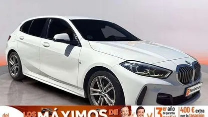 Begagnad BMW 118 150 HK (110 kW) 2021 Vit Halvkombi