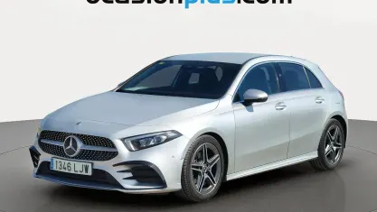 Usado Mercedes A180 AMG 116 CV (85 kW) 2020 Gris plata Utilitario