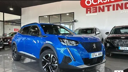 Usado Peugeot e-2008 Allure 100 kW (136 CV) 2023 Azul SUV