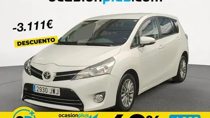 Usado Toyota Verso Business Edition 112 CV (82 kW) 2017 Blanco Monovolumen