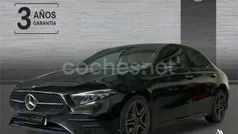 Usado 2023 Mercedes A200 AMG line Berlina | 33.990 € (Buen precio)