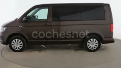 Marrón Usado 2017 VW Caravelle Trendline Monovolumen | 27.499 € (Precio justo)