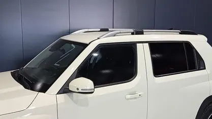 Usado Hyundai Inster 84 kW (115 CV) 2025 Amarillo Utilitario