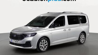Usado Ford Grand Tourneo Connect Titanium 122 CV (89 kW) 2025 Gris plata Monovolumen