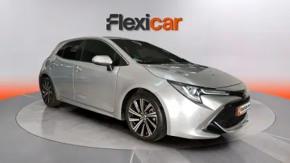 Usado Toyota Corolla Plus 122 CV (89 kW) 2023 Gris Berlina