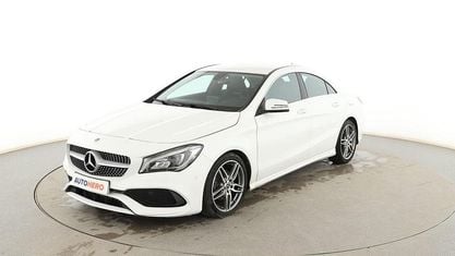 Occasion Mercedes CLA200 AMG line 135 PK (99 kW) 2018 Wit Sedan