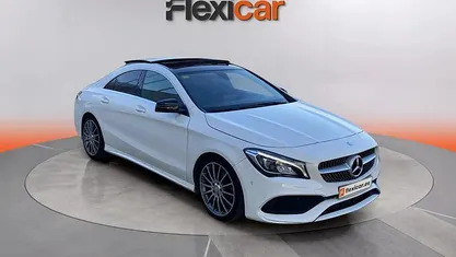 Usado Mercedes CLA200 136 CV (100 kW) 2016 Coupe