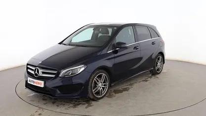 Usado Mercedes B200 AMG line 135 CV (99 kW) 2016 Monovolumen