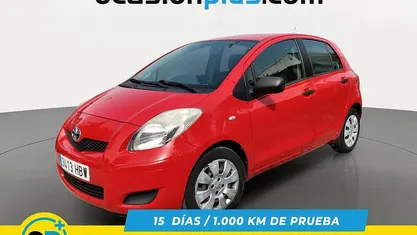 Usado Toyota Yaris Live 90 CV (66 kW) 2011 Utilitario